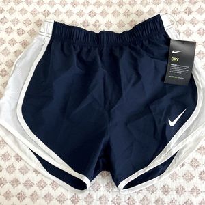 navy blue nike athletic shorts